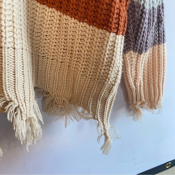 Miracle Cream and Orange V-Neck Sweater - Picture 5 of 5